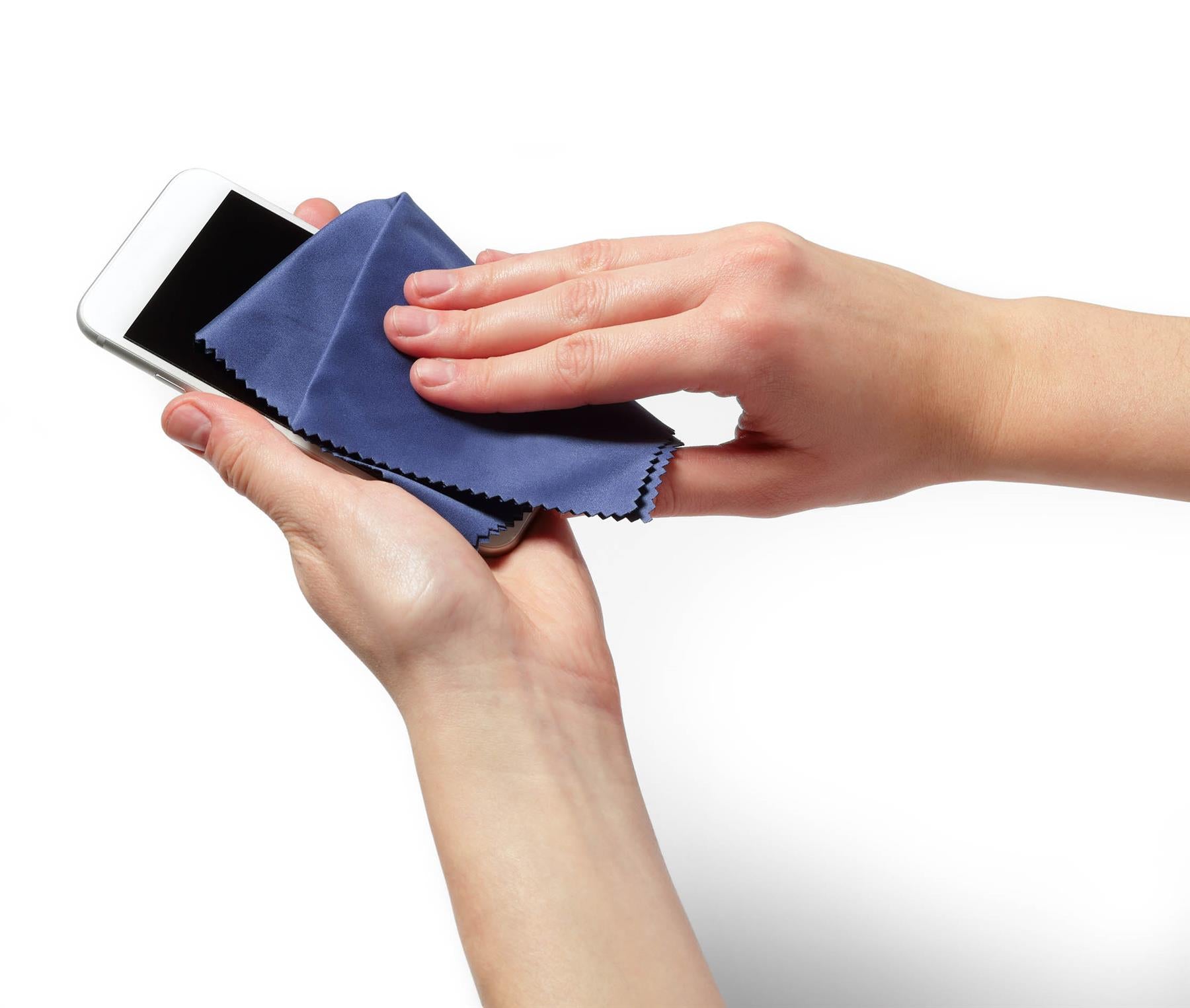Durable SCREENCLEAN Streak-Free Spray and Microfiber Cloth Travel Kit | 25ml