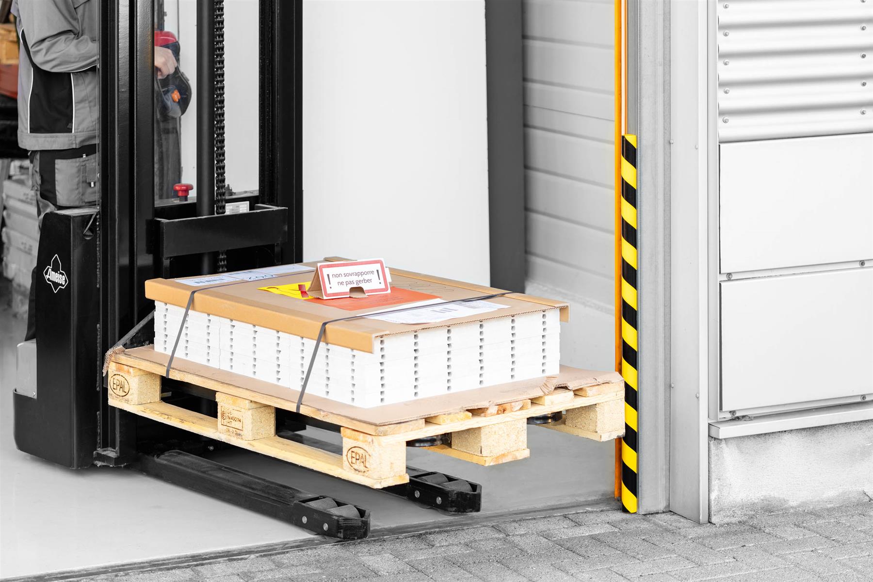 Durable Adhesive Warning Surface Impact Protection Profiles S32R | 1 Metre