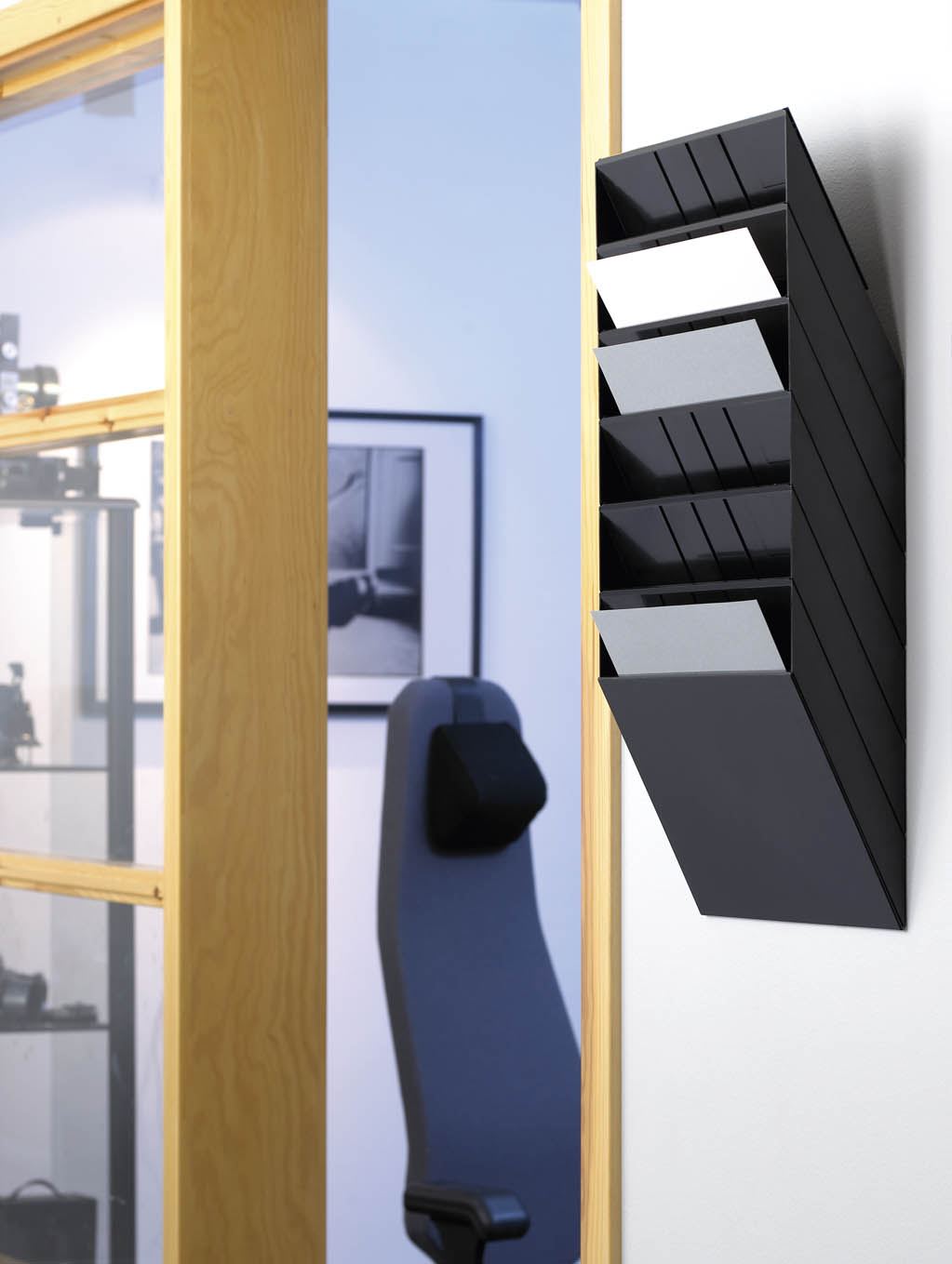 Durable FLEXIBOXX 6 Wall Mounted Literature Tray | A4 Landscape Holder | Black