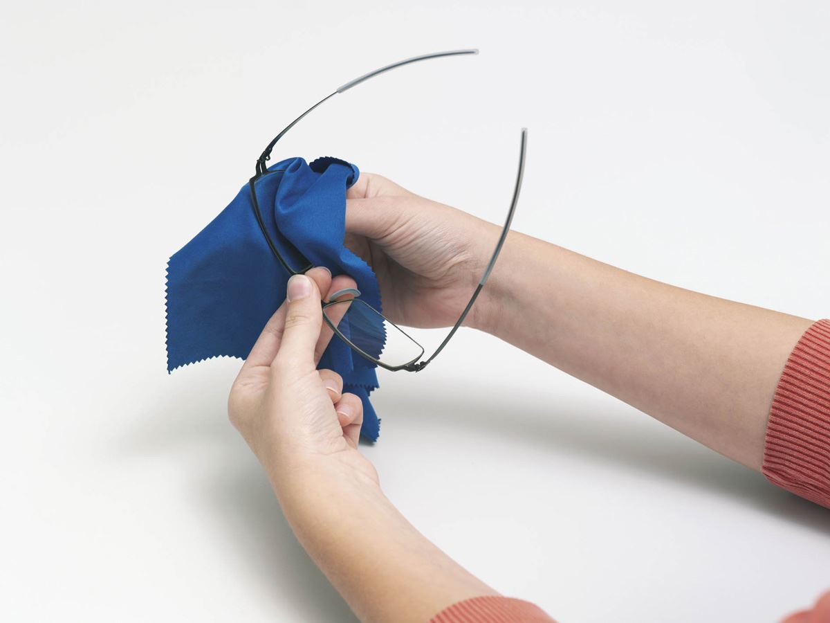 Durable TECHCLEAN Premium Microfibre Cleaning Cloth | Glasses & Screens | Blue