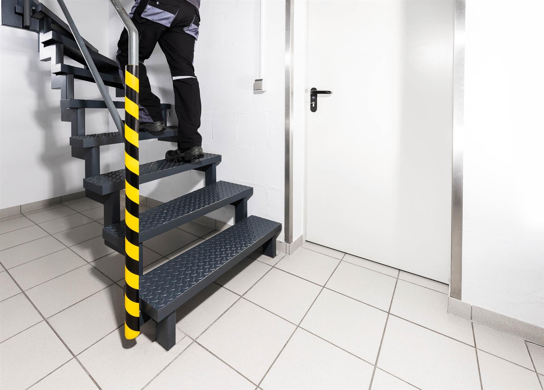 Durable Adhesive Warning Pipe Impact Protection Profiles P30 | 1 Metre