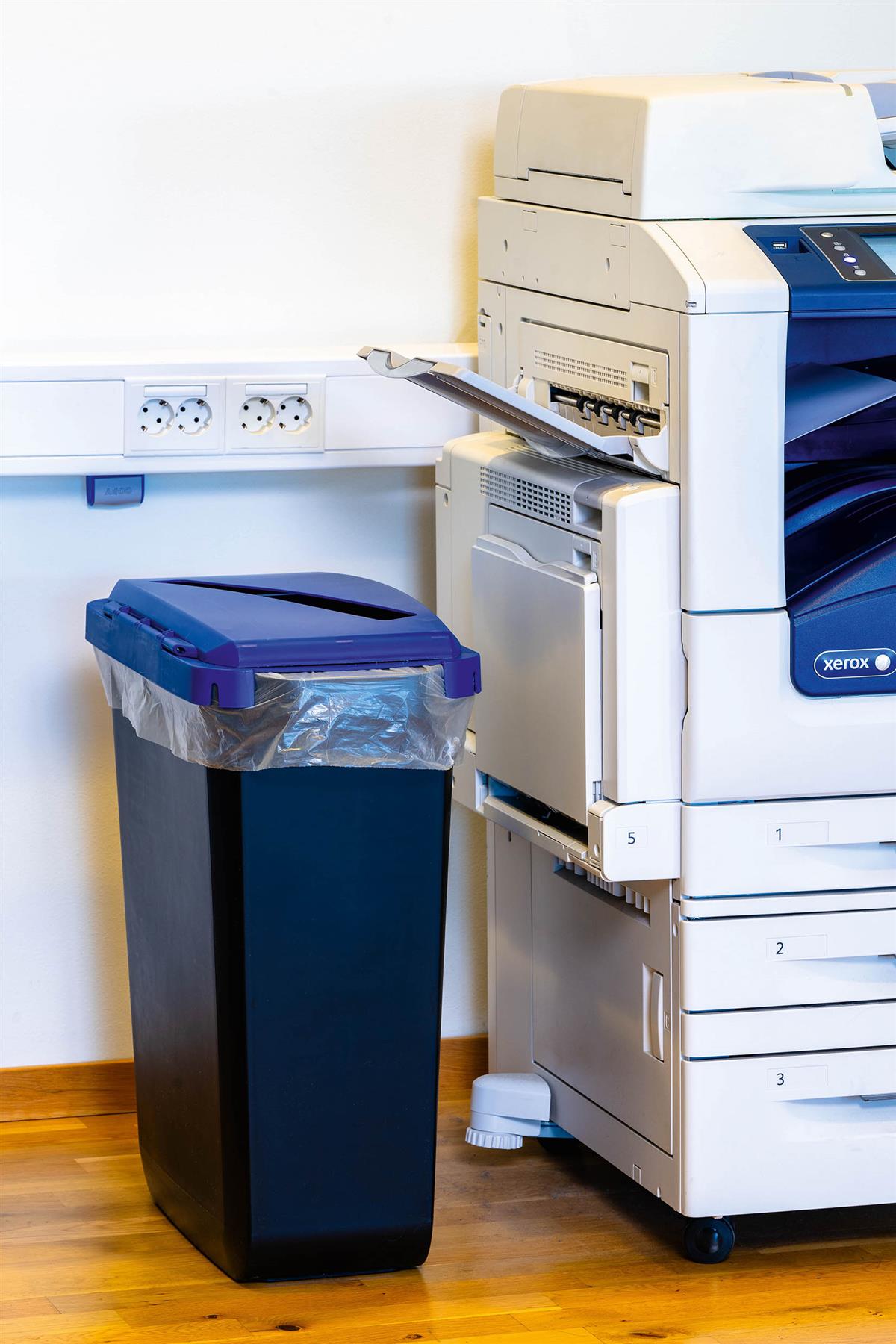 Durable ECO 110L Bin Bags | 100% Recycled Bin Liners | Fits 60L Bins | 25 Pack