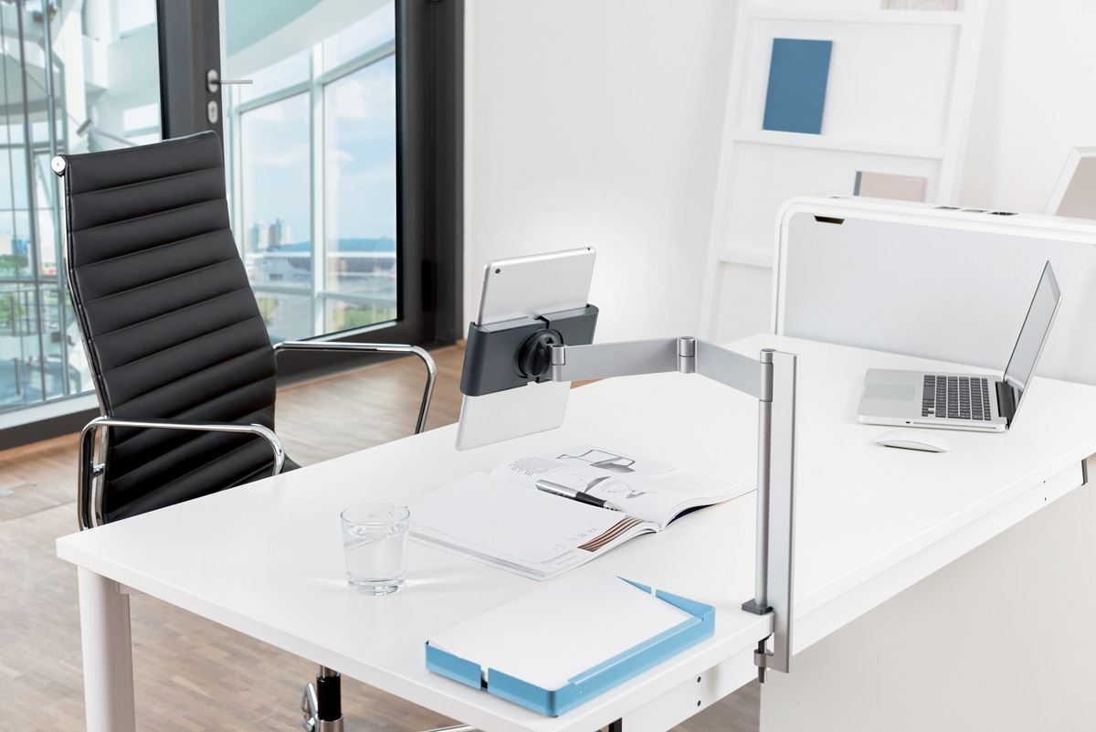 Durable Aluminium Tablet Holder iPad Bed Table Clamp | Lockable & Rotatable