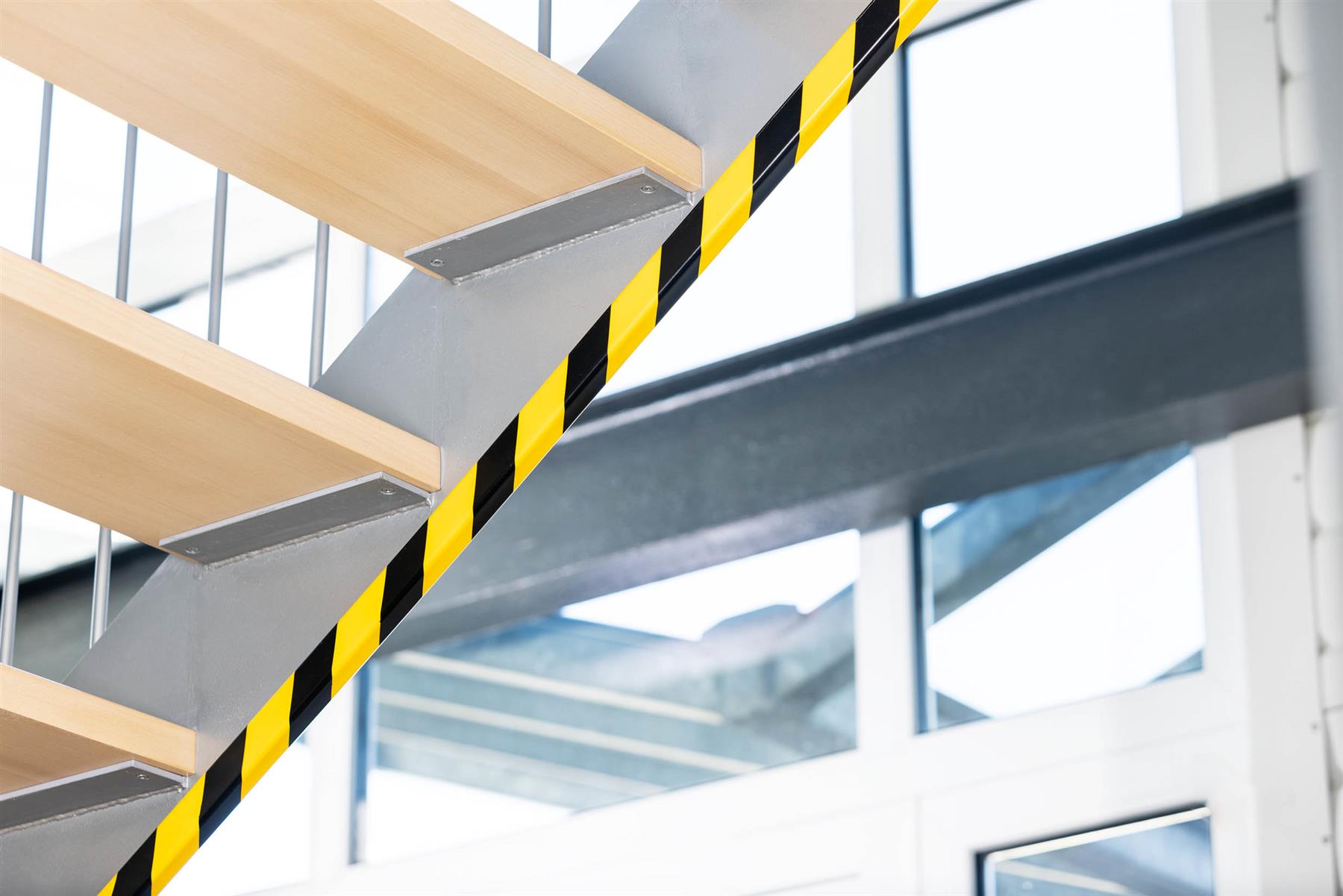 Durable Adhesive Warning Edge Impact Protection Profiles E8 | 1 Metre