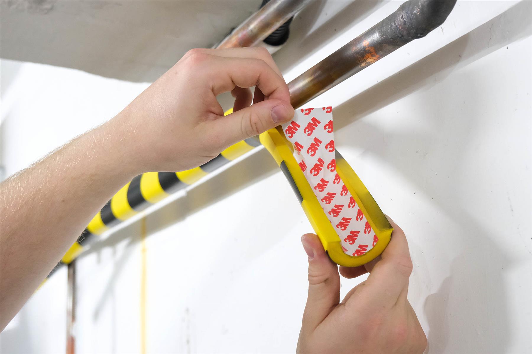 Durable Adhesive Warning Pipe Impact Protection Profiles P30 | 1 Metre