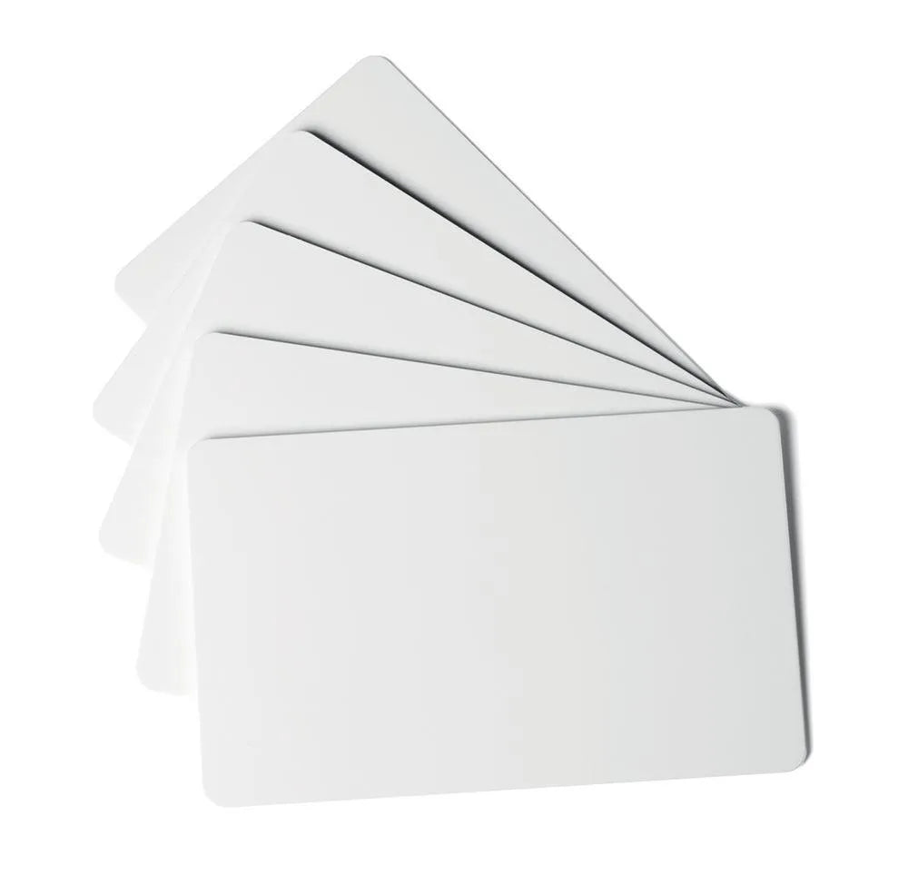 Showing Durable UK's Durable DURACARD ID 300 Premium Plastic Blank Cards 0.75mm | 100 Pack | 54x86mm, available as SKU 891502 with EAN 4005546808277.