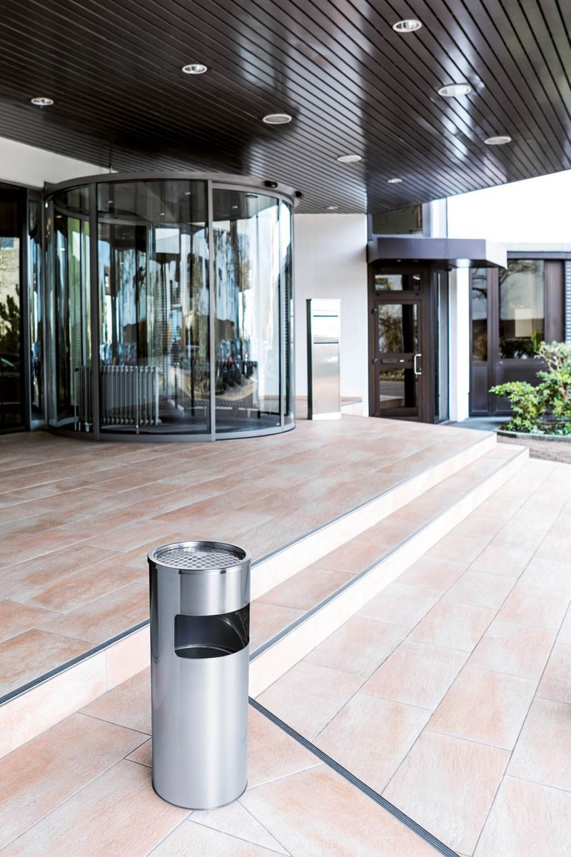Durable Round Stainless Steel Waste Bin with Sand Ashtray | 17L | Silver